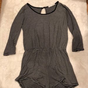 Quarter sleeve stripped romper